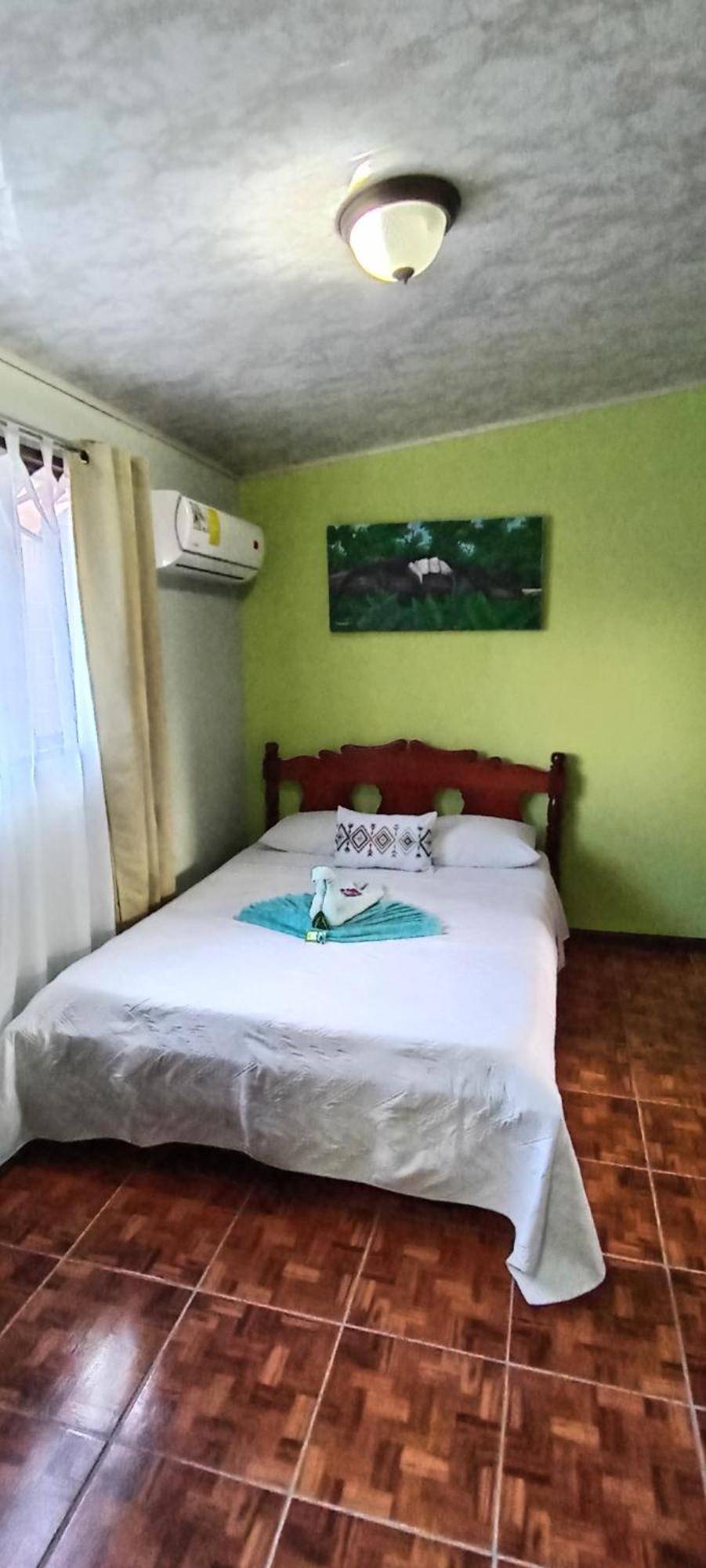 The Corner Airbnb Puerto Jiménez Δωμάτιο φωτογραφία